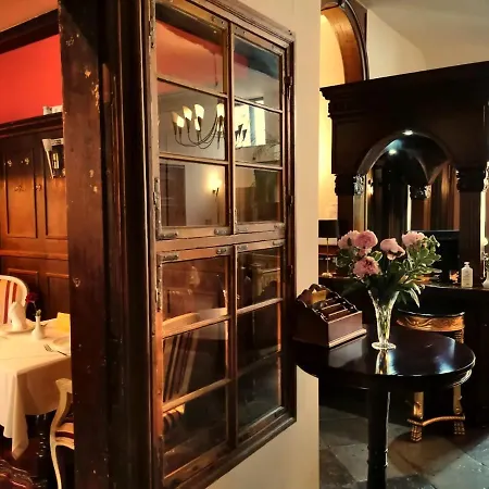 Denkmal 13 - Kaufmannshaus Krahnstoever Πανσιόν Ρόστοκ