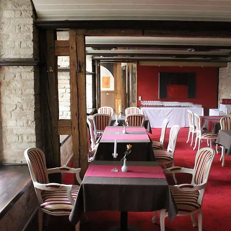 Πανσιόν Denkmal 13 - Kaufmannshaus Krahnstoever 4*